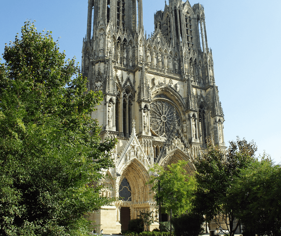 Reims cathédrale poubelles